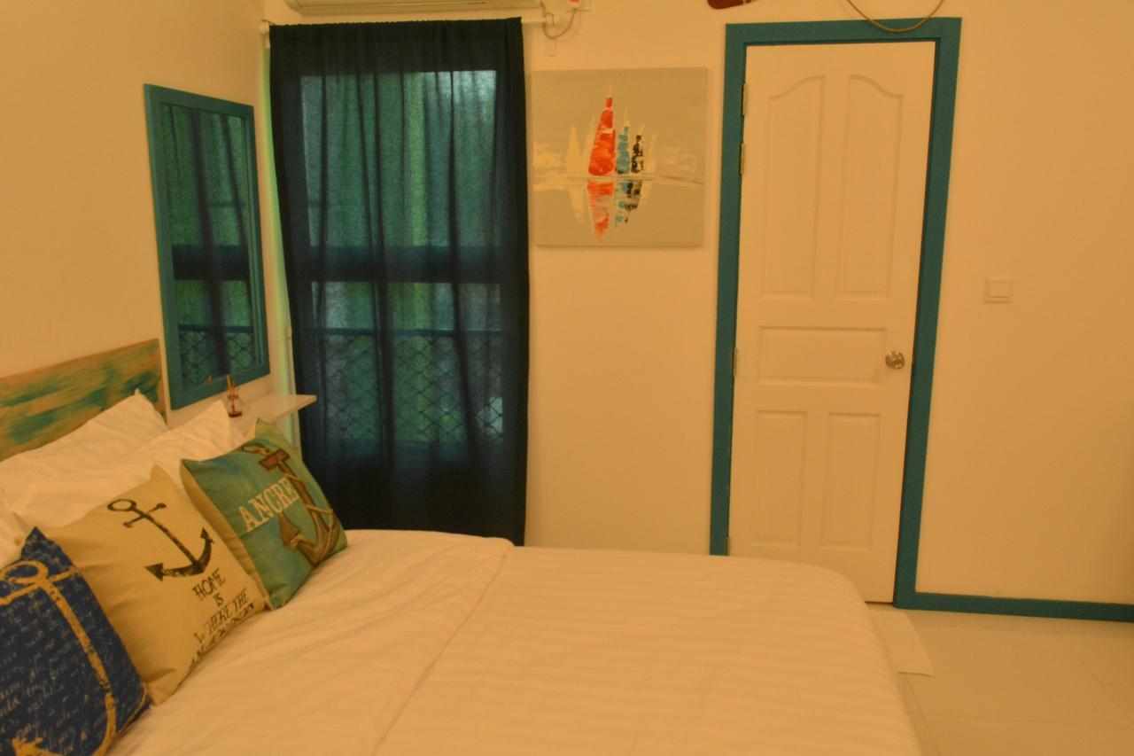 The Aquzz Hotel Hulhumale Exterior photo